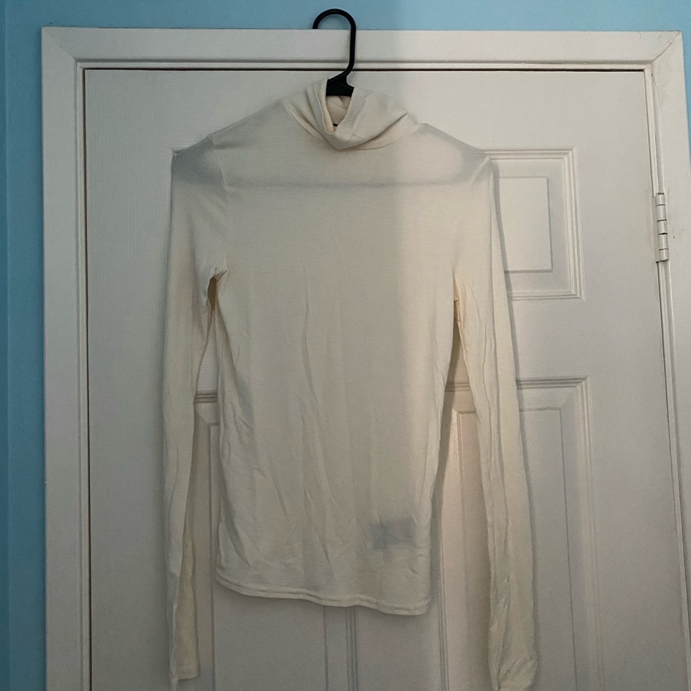Urban Outfitters Turtleneck